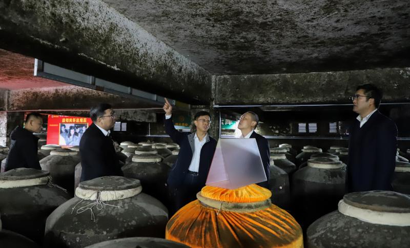 深燃集團廖海生考察明光酒業