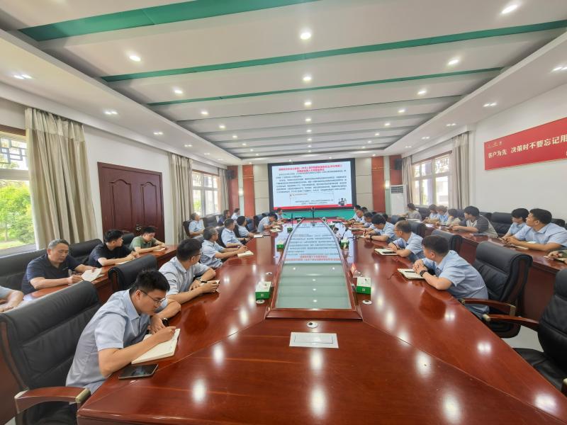 明光酒業(yè)召開6月份食品安全月調(diào)度會